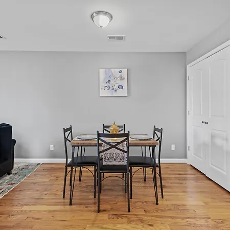 Faithinn - 3 Bed 2 Bath Near Ewr/ Downtown/ Nyc Newark Exterior foto